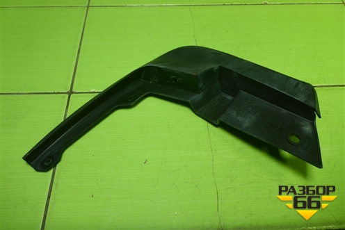 Брызговик передний правый (638400560R) для Renault Sandero с 2013-2022г (Сандеро)