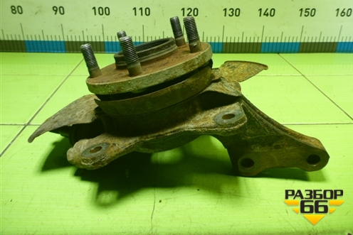 Кулак поворотный передний правый для Hyundai Tucson с 2004-2010г (Туксон)