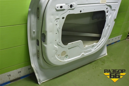 Дверь передняя правая (LR036399) для Land Rover Range Rover 4 с 2013-2022г (Вог)