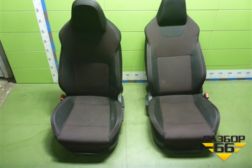 Сиденья комплект (без обогрева, без AIR BAG лифтбэк) для Skoda Rapid с 2013г (Рапид)