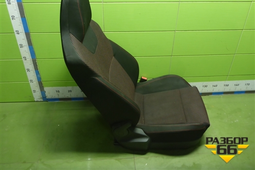 Сиденья комплект (без обогрева, без AIR BAG лифтбэк) для Skoda Rapid с 2013г (Рапид)
