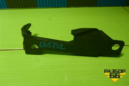 Кронштейн фары левой (7212ST) для Citroen C4 с 2005-2011г (С4)
