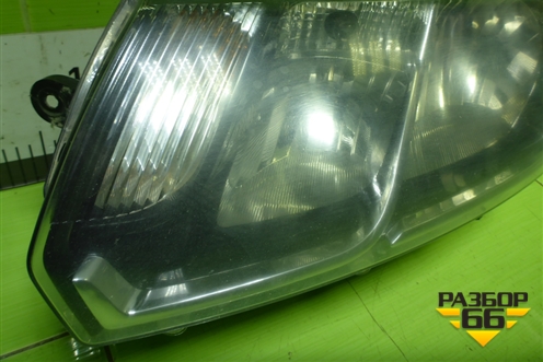 Фара левая (260609450R) для Renault Logan II с 2012г (Логан)